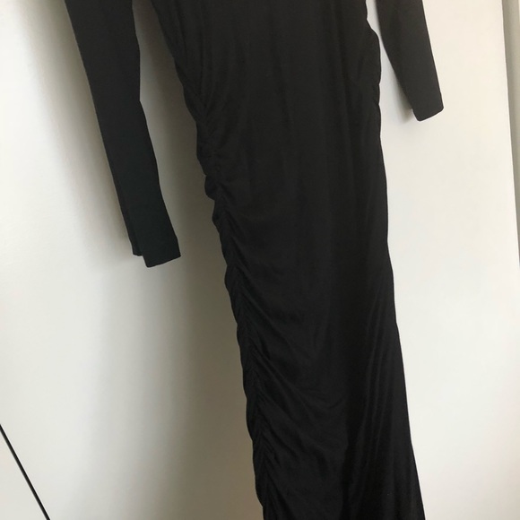 Isabella Oliver Gale Black Maternity Dress - Picture 5 of 6